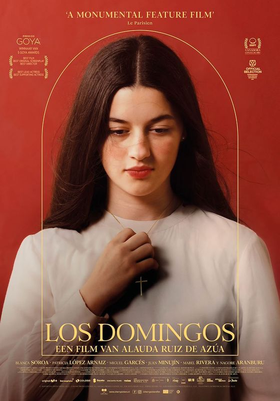 Through Her Lens | Los Domingos